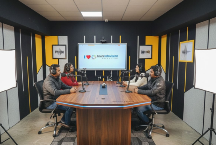 Podcast studio on rent Noida Podcast studio in Noida Podcast studio near me